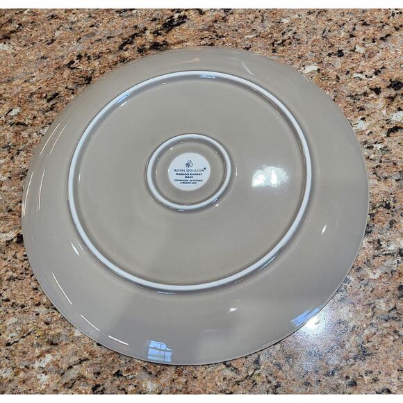 Royal Doulton Gordon Ramsey Maze Platter 13" Color: Taupe/Light Gray - Picture 10 of 13